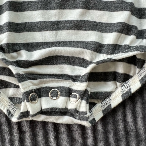 This Tribe of Three Flutter Sleeve Leotard Size 3-6 Months - Picture 3 of 4